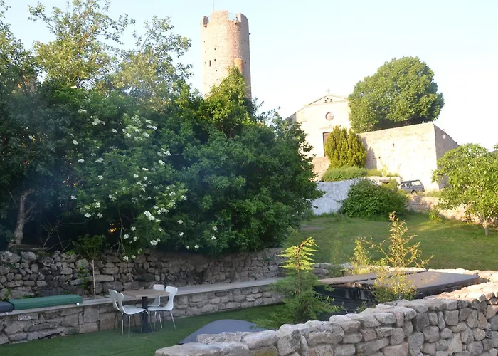 Maisonnette Jardin Jacuzzi Au Coeur De Chambles
